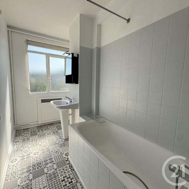 Appartement T3 &agrave; vendre - 3 pi&egrave;ces - 67,75 m2 - Deville Les Rouen - 76 - HAUTE-NORMANDIE