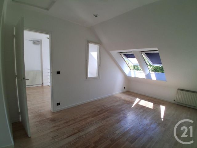 Maison &agrave; louer - 5 pi&egrave;ces - 124,01 m2 - Sahurs - 76 - HAUTE-NORMANDIE