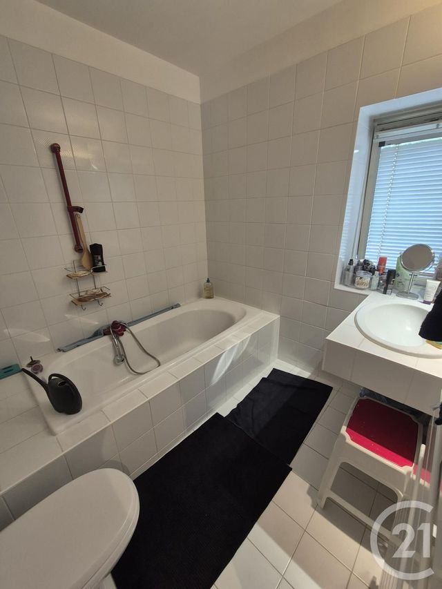 Maison &agrave; louer - 5 pi&egrave;ces - 124,01 m2 - Sahurs - 76 - HAUTE-NORMANDIE