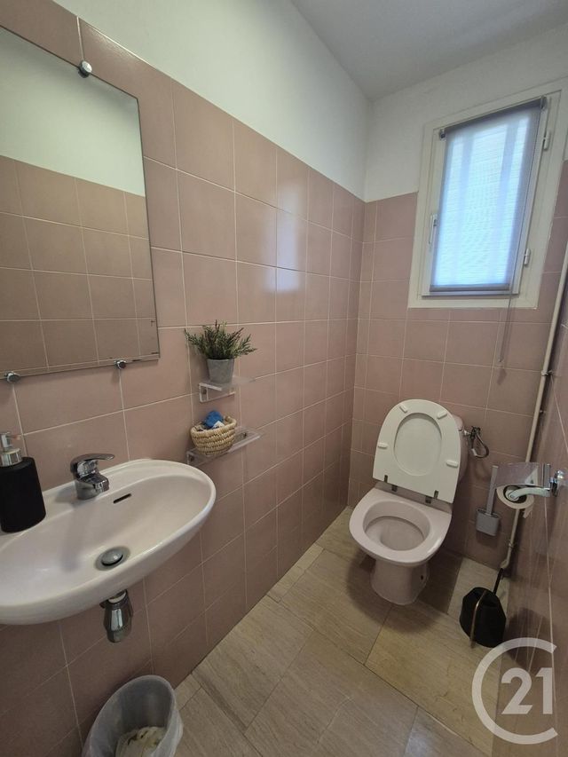 Maison &agrave; louer - 5 pi&egrave;ces - 124,01 m2 - Sahurs - 76 - HAUTE-NORMANDIE