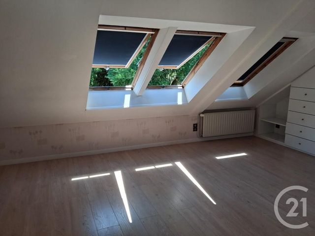 Maison &agrave; louer - 5 pi&egrave;ces - 124,01 m2 - Sahurs - 76 - HAUTE-NORMANDIE