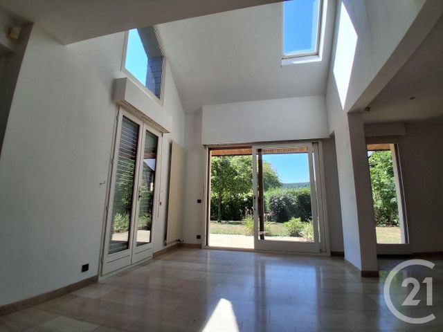 Maison &agrave; louer - 5 pi&egrave;ces - 124,01 m2 - Sahurs - 76 - HAUTE-NORMANDIE
