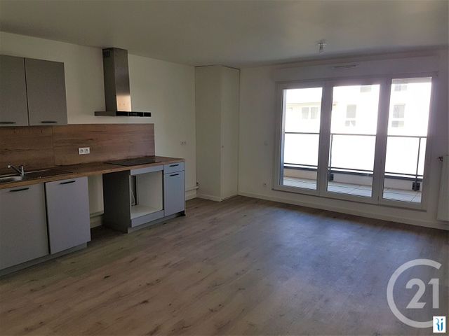 Appartement &agrave; louer - 3 pi&egrave;ces - 68,83 m2 - Mont St Aignan - 76 - HAUTE-NORMANDIE