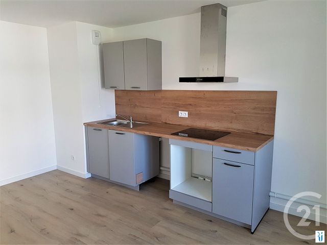 Appartement &agrave; louer - 3 pi&egrave;ces - 68,83 m2 - Mont St Aignan - 76 - HAUTE-NORMANDIE