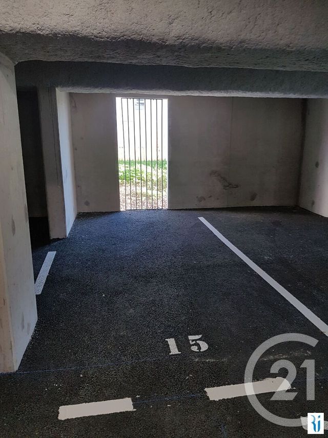 Appartement &agrave; louer - 3 pi&egrave;ces - 68,83 m2 - Mont St Aignan - 76 - HAUTE-NORMANDIE