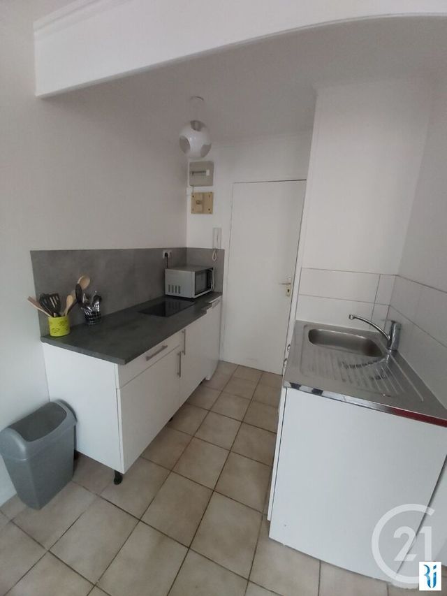 Appartement F1 &agrave; louer - 1 pi&egrave;ce - 15,85 m2 - Rouen - 76 - HAUTE-NORMANDIE