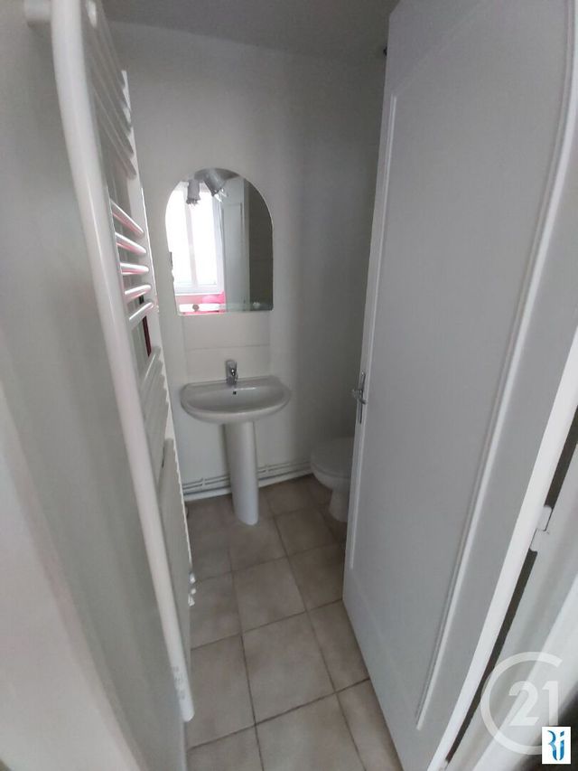 Appartement F1 &agrave; louer - 1 pi&egrave;ce - 15,85 m2 - Rouen - 76 - HAUTE-NORMANDIE