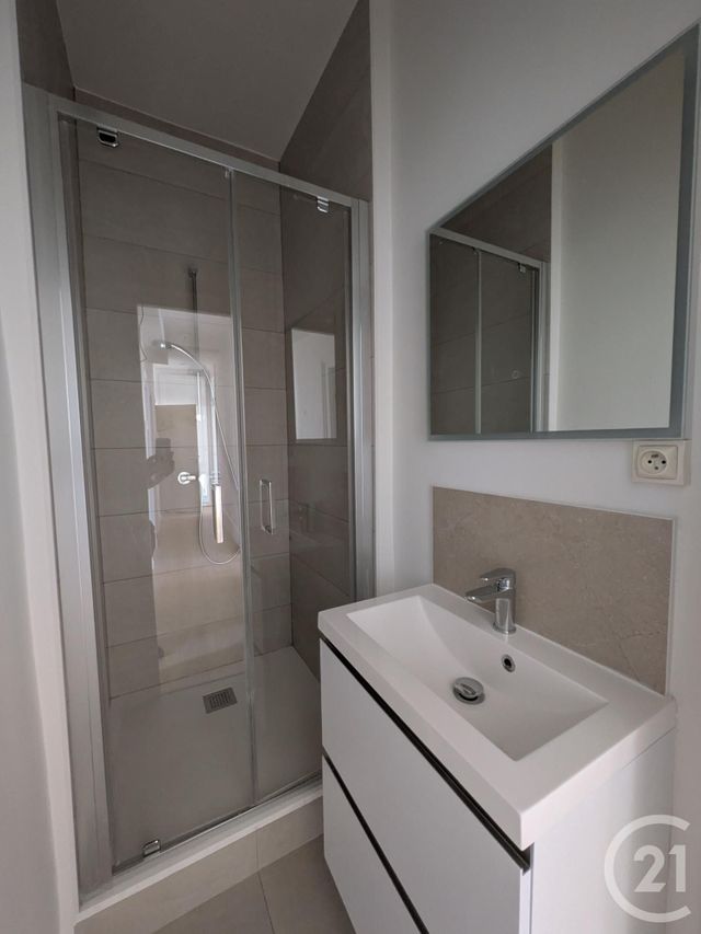 Appartement F3 &agrave; louer - 3 pi&egrave;ces - 58 m2 - Rouen - 76 - HAUTE-NORMANDIE