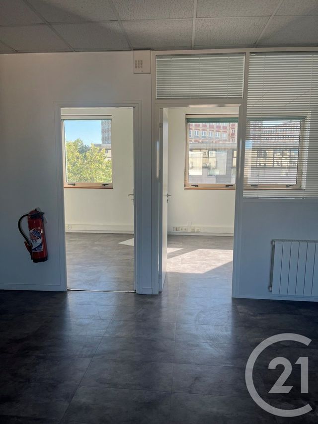 Bureaux à louer - 130.0 m2 - 76 - Seine-Maritime