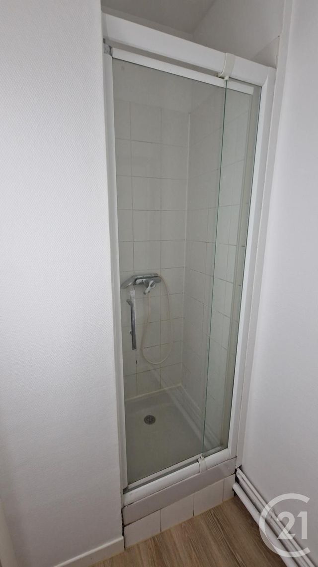 Appartement &agrave; louer - 2 pi&egrave;ces - 43,50 m2 - Rouen - 76 - HAUTE-NORMANDIE