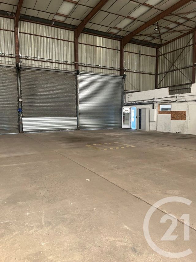 Local commercial à louer - 700.0 m2 - 76 - Seine-Maritime