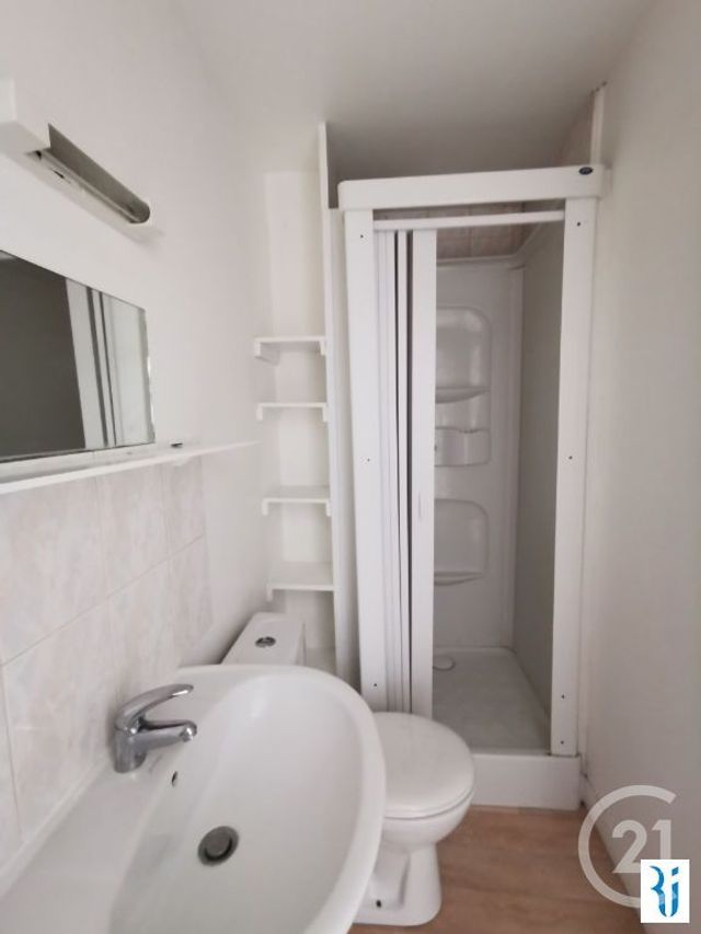 Appartement F1 &agrave; louer - 1 pi&egrave;ce - 12,14 m2 - Rouen - 76 - HAUTE-NORMANDIE