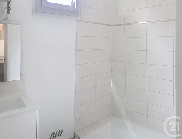 Appartement F3 &agrave; louer - 3 pi&egrave;ces - 47,98 m2 - Rouen - 76 - HAUTE-NORMANDIE