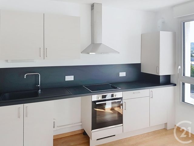 Appartement F3 &agrave; louer - 3 pi&egrave;ces - 66,04 m2 - Rouen - 76 - HAUTE-NORMANDIE