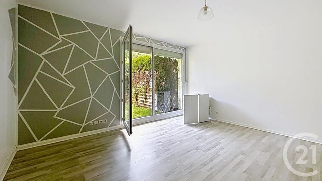 Appartement F1 &agrave; louer - 1 pi&egrave;ce - 25,19 m2 - Bois Guillaume - 76 - HAUTE-NORMANDIE