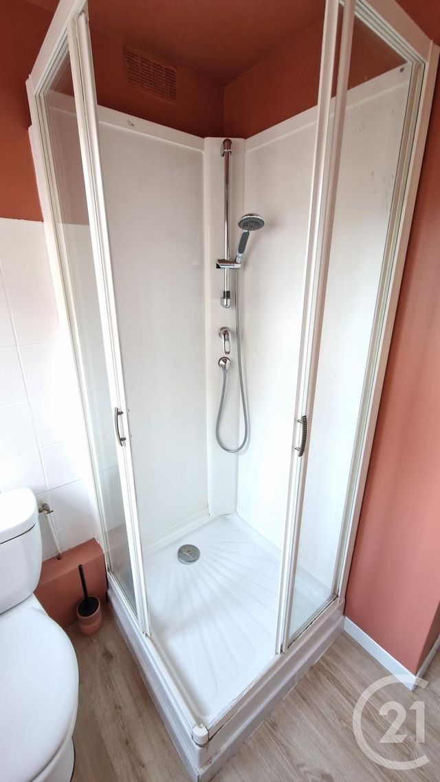 Appartement F1 &agrave; louer - 2 pi&egrave;ces - 23,50 m2 - Rouen - 76 - HAUTE-NORMANDIE
