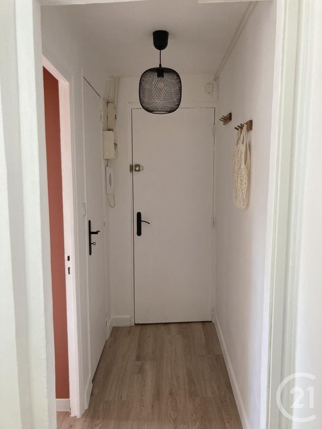 Appartement F1 &agrave; louer - 2 pi&egrave;ces - 23,50 m2 - Rouen - 76 - HAUTE-NORMANDIE