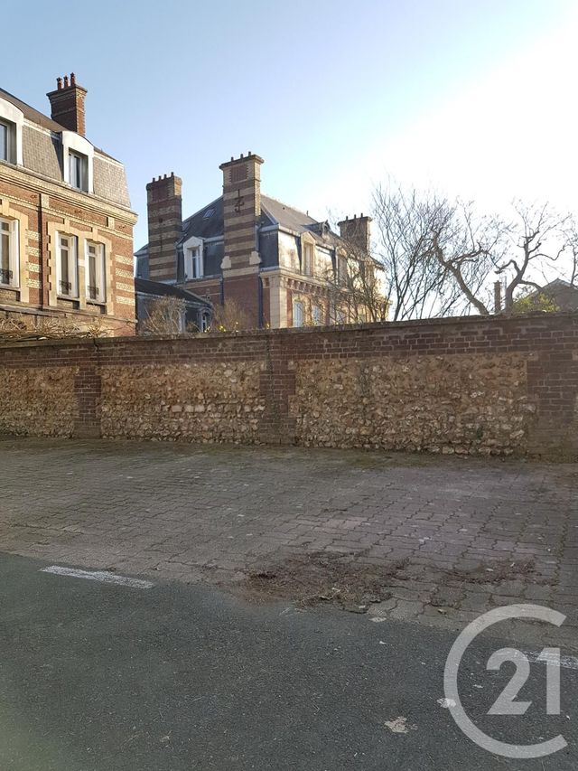 Parking &agrave; louer - 10 m2 - Rouen - 76 - HAUTE-NORMANDIE