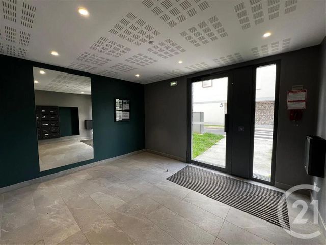 Appartement F4 &agrave; louer - 4 pi&egrave;ces - 80,08 m2 - Mont St Aignan - 76 - HAUTE-NORMANDIE
