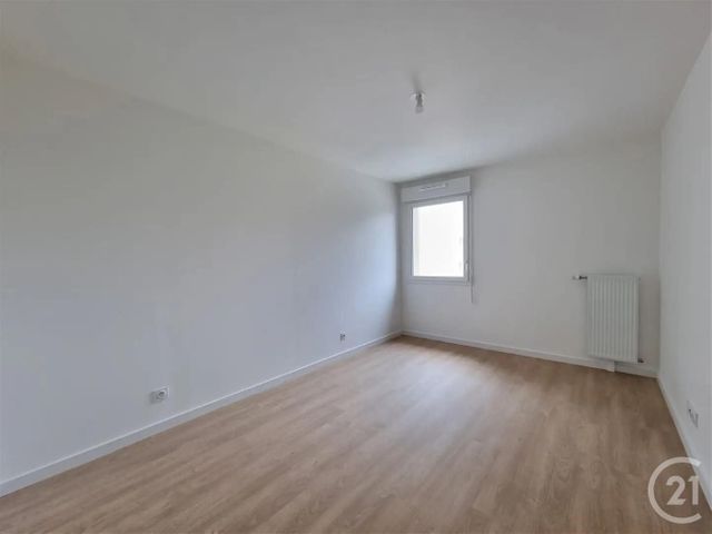 Appartement F4 &agrave; louer - 4 pi&egrave;ces - 80,08 m2 - Mont St Aignan - 76 - HAUTE-NORMANDIE