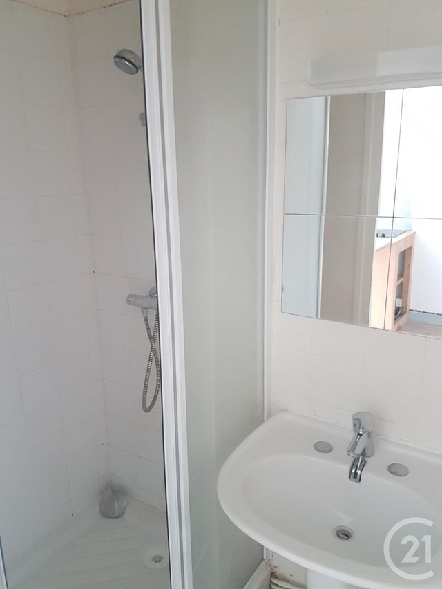 Appartement F2 &agrave; louer - 2 pi&egrave;ces - 41,20 m2 - Rouen - 76 - HAUTE-NORMANDIE