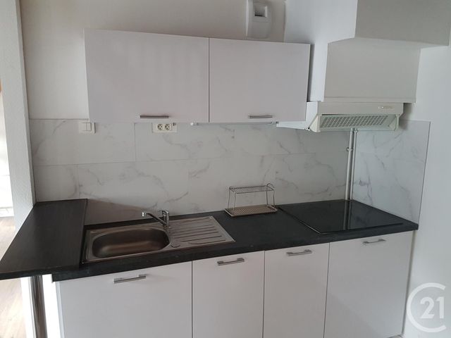 Appartement F3 &agrave; louer - 3 pi&egrave;ces - 42,26 m2 - Rouen - 76 - HAUTE-NORMANDIE