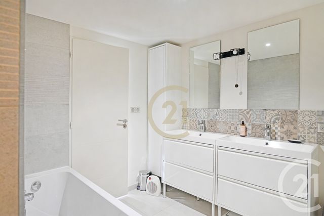 Maison &agrave; vendre - 5 pi&egrave;ces - 125 m2 - Uzes - 30 - LANGUEDOC-ROUSSILLON