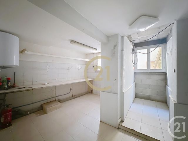 Local commercial à vendre - 61.55 m2 - 30 - Gard