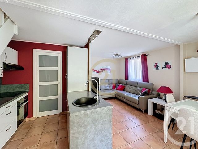 Appartement F3 &agrave; vendre - 3 pi&egrave;ces - 47,01 m2 - Uzes - 30 - LANGUEDOC-ROUSSILLON