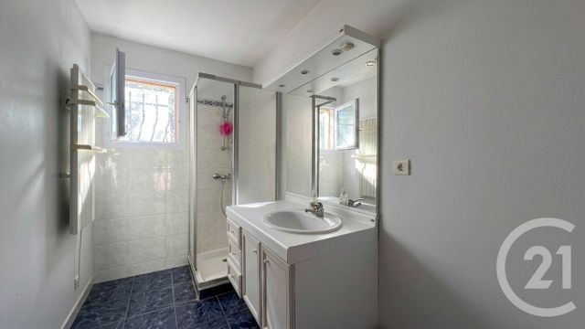 Maison &agrave; vendre - 7 pi&egrave;ces - 196 m2 - St Laurent La Vernede - 30 - LANGUEDOC-ROUSSILLON