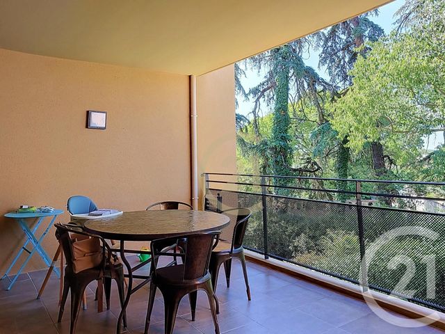 Appartement F3 &agrave; louer - 3 pi&egrave;ces - 87,49 m2 - Uzes - 30 - LANGUEDOC-ROUSSILLON