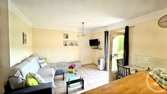 Appartement F3 &agrave; vendre - 3 pi&egrave;ces - 51 m2 - Uzes - 30 - LANGUEDOC-ROUSSILLON