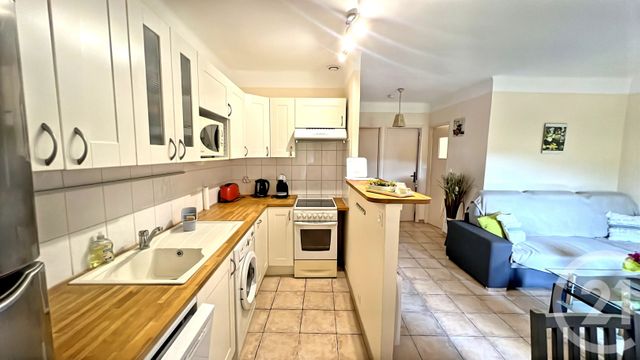 Appartement F3 &agrave; vendre - 3 pi&egrave;ces - 51 m2 - Uzes - 30 - LANGUEDOC-ROUSSILLON