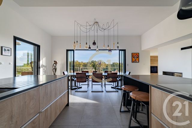 Maison à vendre - 10 pièces - 300 m2 - Uzes - 30 - LANGUEDOC-ROUSSILLON