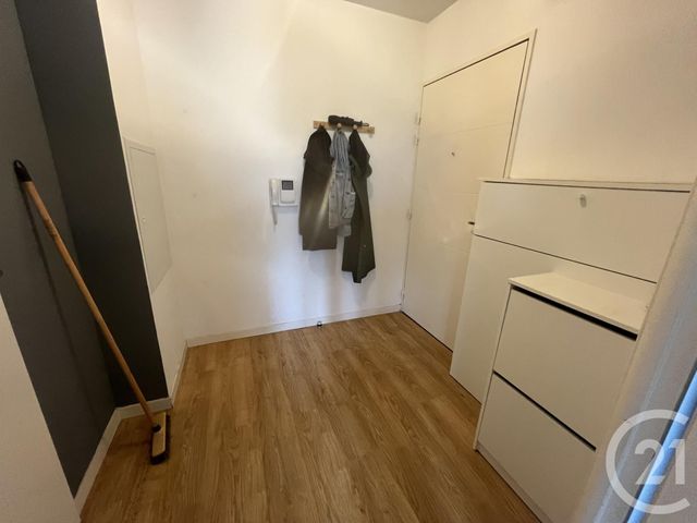 Appartement F4 à louer - 4 pièces - 86,40 m2 - Cenon - 33 - AQUITAINE