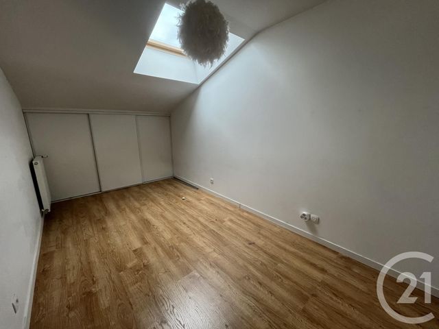 Appartement F4 à louer - 4 pièces - 86,40 m2 - Cenon - 33 - AQUITAINE