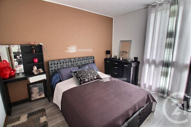 Appartement à vendre - 4 pièces - 78 m2 - Cenon - 33 - AQUITAINE