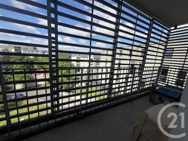 Appartement T4 à louer - 4 pièces - 80,80 m2 - Cenon - 33 - AQUITAINE