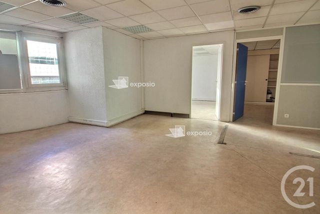 Bureaux à louer - 70.0 m2 - 33 - Gironde