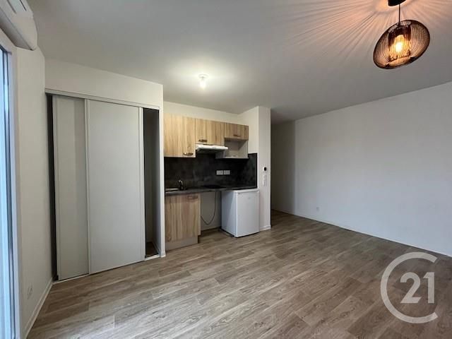 Appartement T1 &agrave; louer - 1 pi&egrave;ce - 30,44 m2 - Cenon - 33 - AQUITAINE