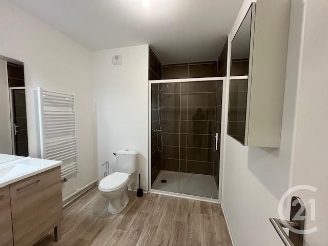 Appartement T1 &agrave; louer - 1 pi&egrave;ce - 30,44 m2 - Cenon - 33 - AQUITAINE