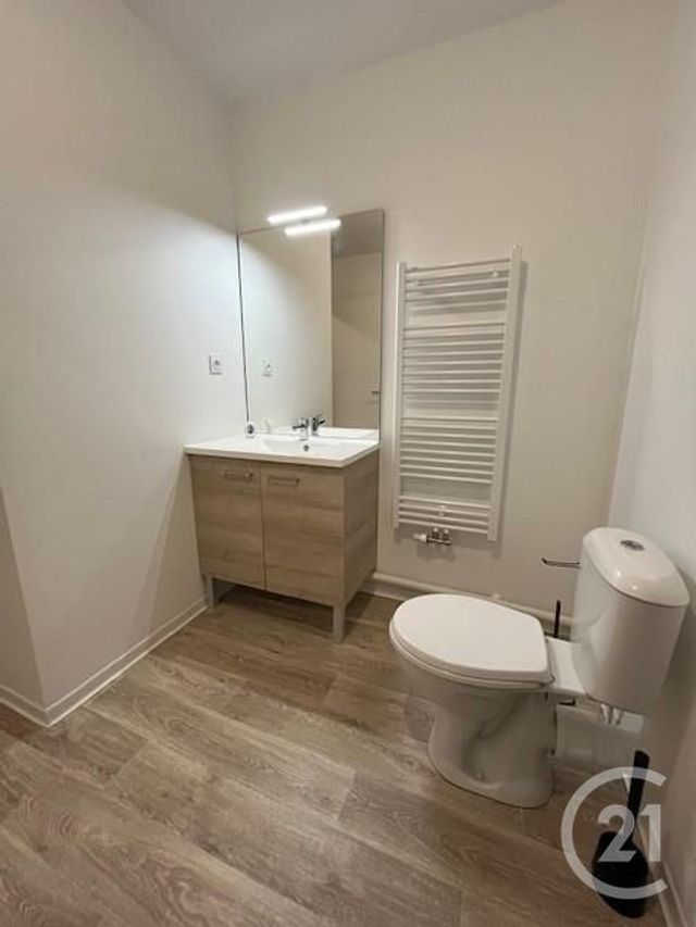 Appartement T1 &agrave; louer - 1 pi&egrave;ce - 30,44 m2 - Cenon - 33 - AQUITAINE
