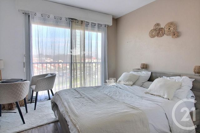 Appartement T5 &agrave; vendre - 5 pi&egrave;ces - 93,18 m2 - Lormont - 33 - AQUITAINE