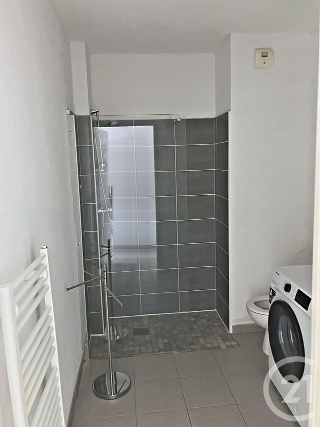 Appartement F3 &agrave; louer - 3 pi&egrave;ces - 63 m2 - 33 - AQUITAINE