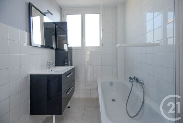 Appartement à vendre - 4 pièces - 60,75 m2 - Bezons - 95 - ILE-DE-FRANCE