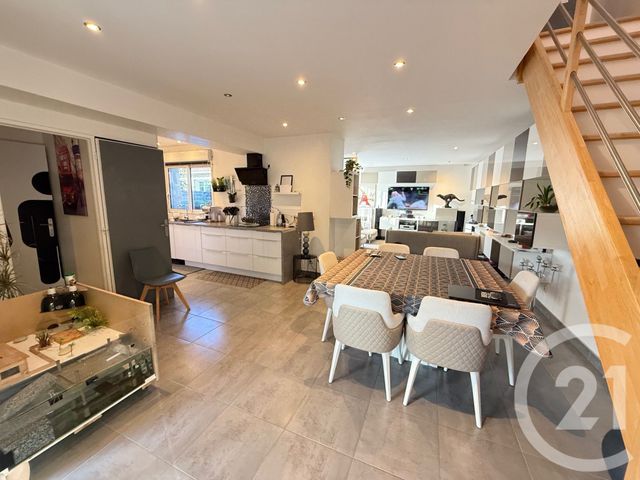 Maison &agrave; vendre - 7 pi&egrave;ces - 121 m2 - Sartrouville - 78 - ILE-DE-FRANCE