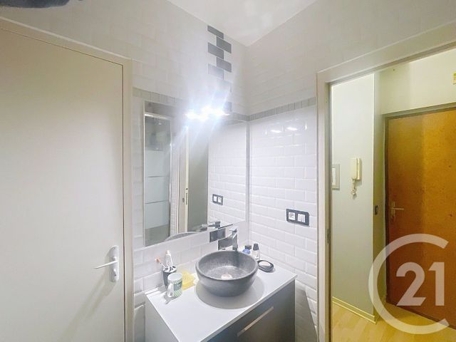 Appartement F2 à vendre - 2 pièces - 38 m2 - Villemomble - 93 - ILE-DE-FRANCE