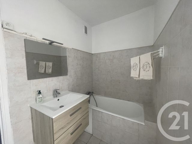 Appartement F4 &agrave; vendre - 4 pi&egrave;ces - 63 m2 - Le Raincy - 93 - ILE-DE-FRANCE