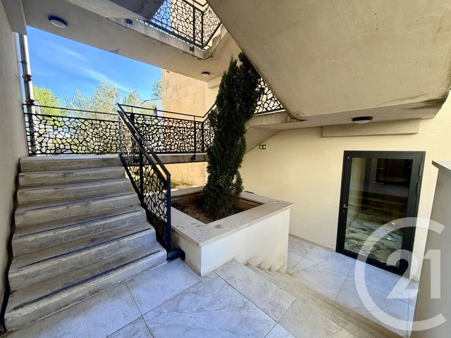 Appartement Studio &agrave; vendre - 1 pi&egrave;ce - 32,90 m2 - Noisy Le Grand - 93 - ILE-DE-FRANCE