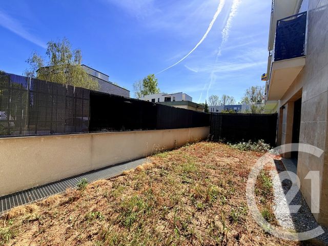 Appartement Studio &agrave; vendre - 1 pi&egrave;ce - 32,90 m2 - Noisy Le Grand - 93 - ILE-DE-FRANCE